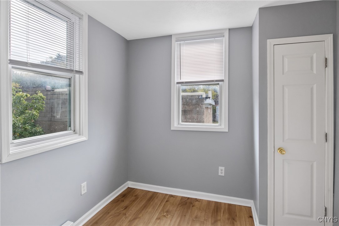 1002 Butternut Street Syracuse, NY 13208 - Photo 34 of 44