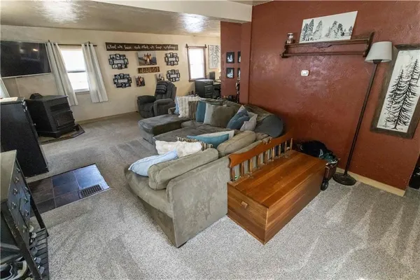 $190,000 | 842 Anderson Street, Confluence, PA 15424