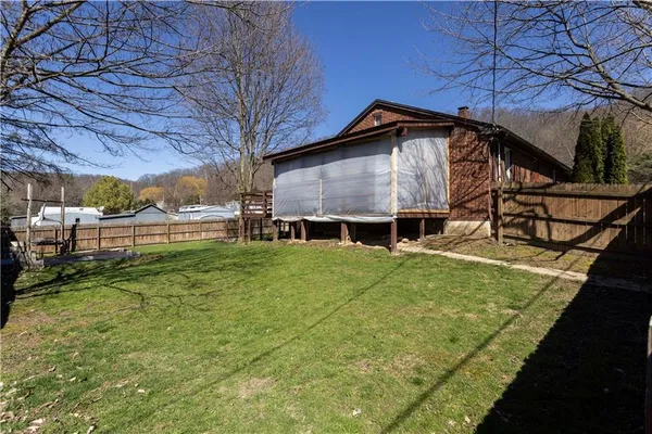 $190,000 | 842 Anderson Street, Confluence, PA 15424