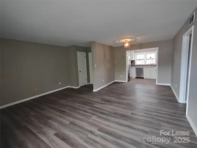 $1,250 | 4601 Coronado Drive, Charlotte, NC 28212