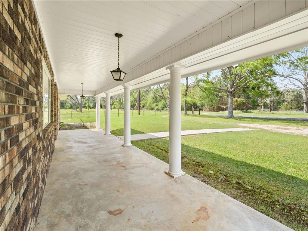 1960 Granberry Road Deridder, LA 70634 - Photo 2 of 19