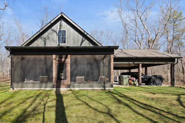 $424,900 | 171 West Bluff Road, Menlo, GA 30731