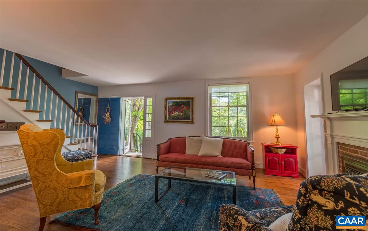 1651 Oxford Road Charlottesville, VA 22903 - Photo 7 of 43 Gallery Image 7