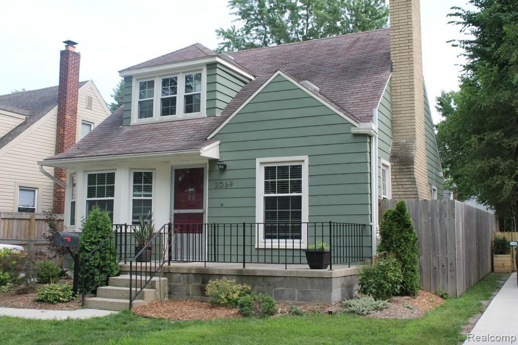 2069 Harvard Road Berkley, MI 48072 - Photo 1 of 42 Front