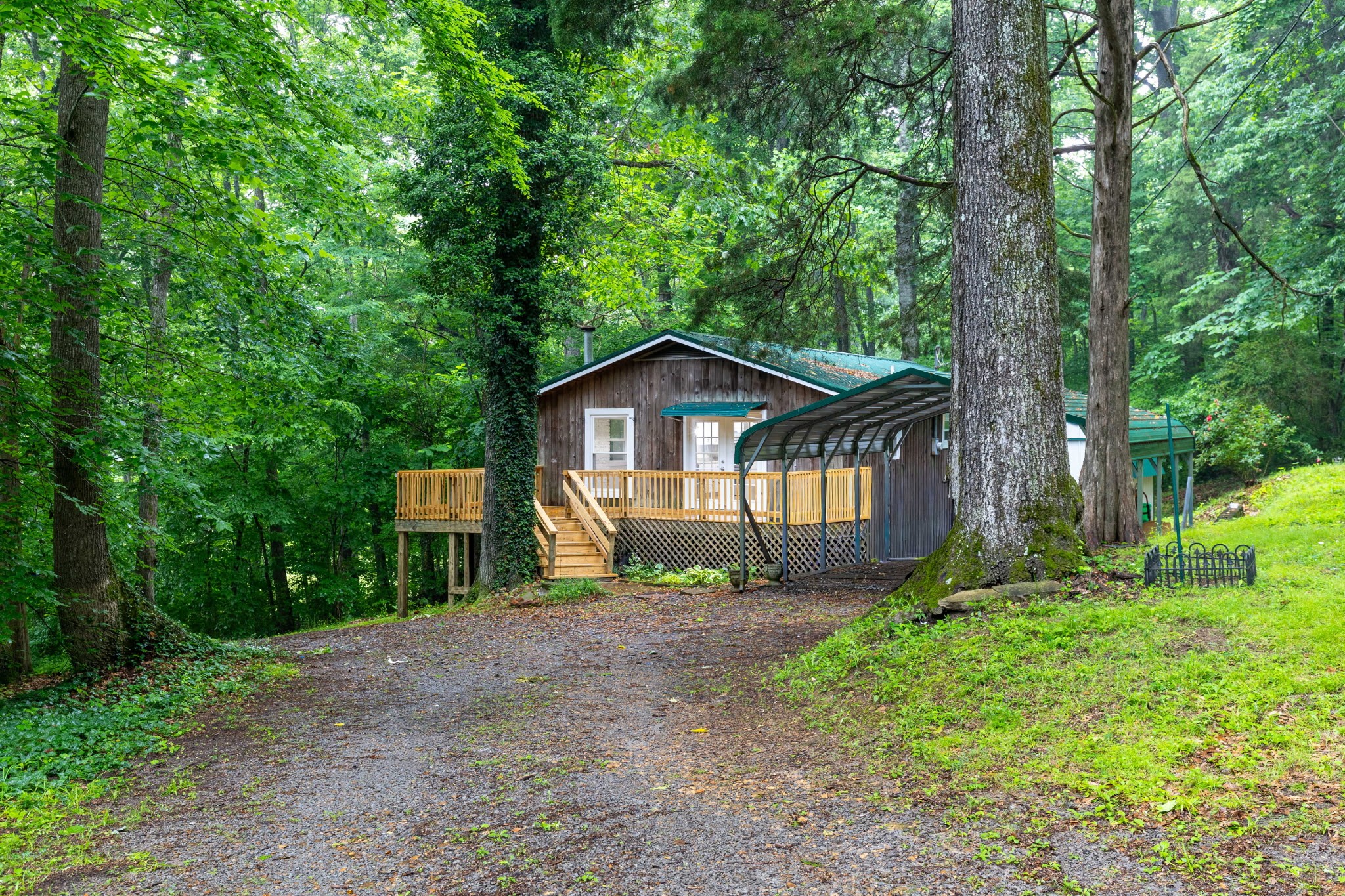 216 Rippy Ridge Road Normandy, TN 37360 - Photo 1 of 25