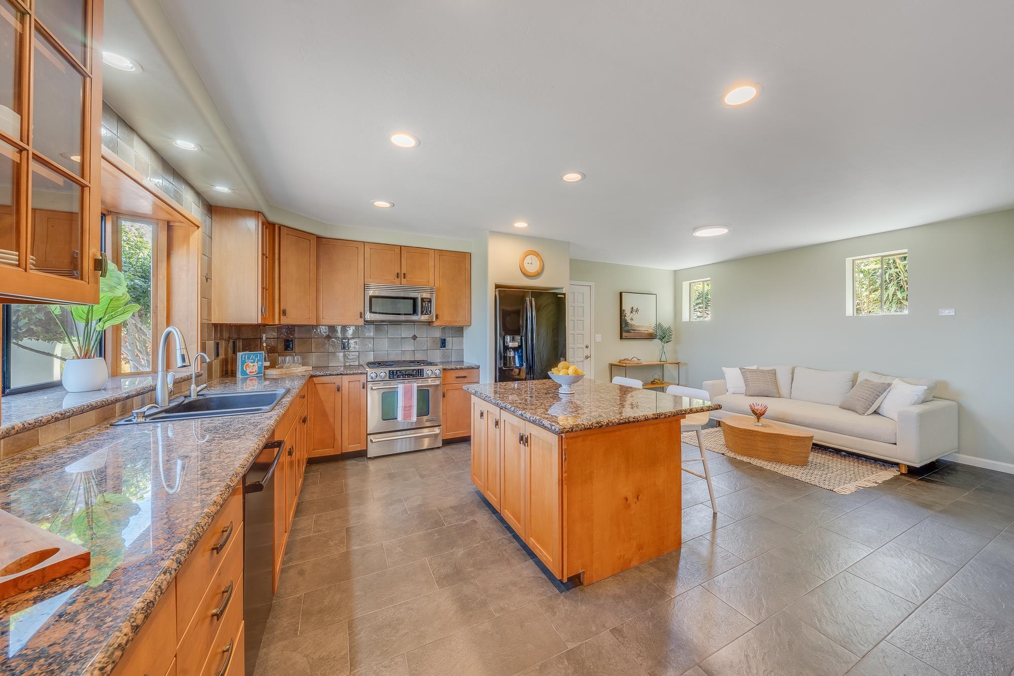 84 Mano Drive Kula, HI 96790 - Photo 5 of 30