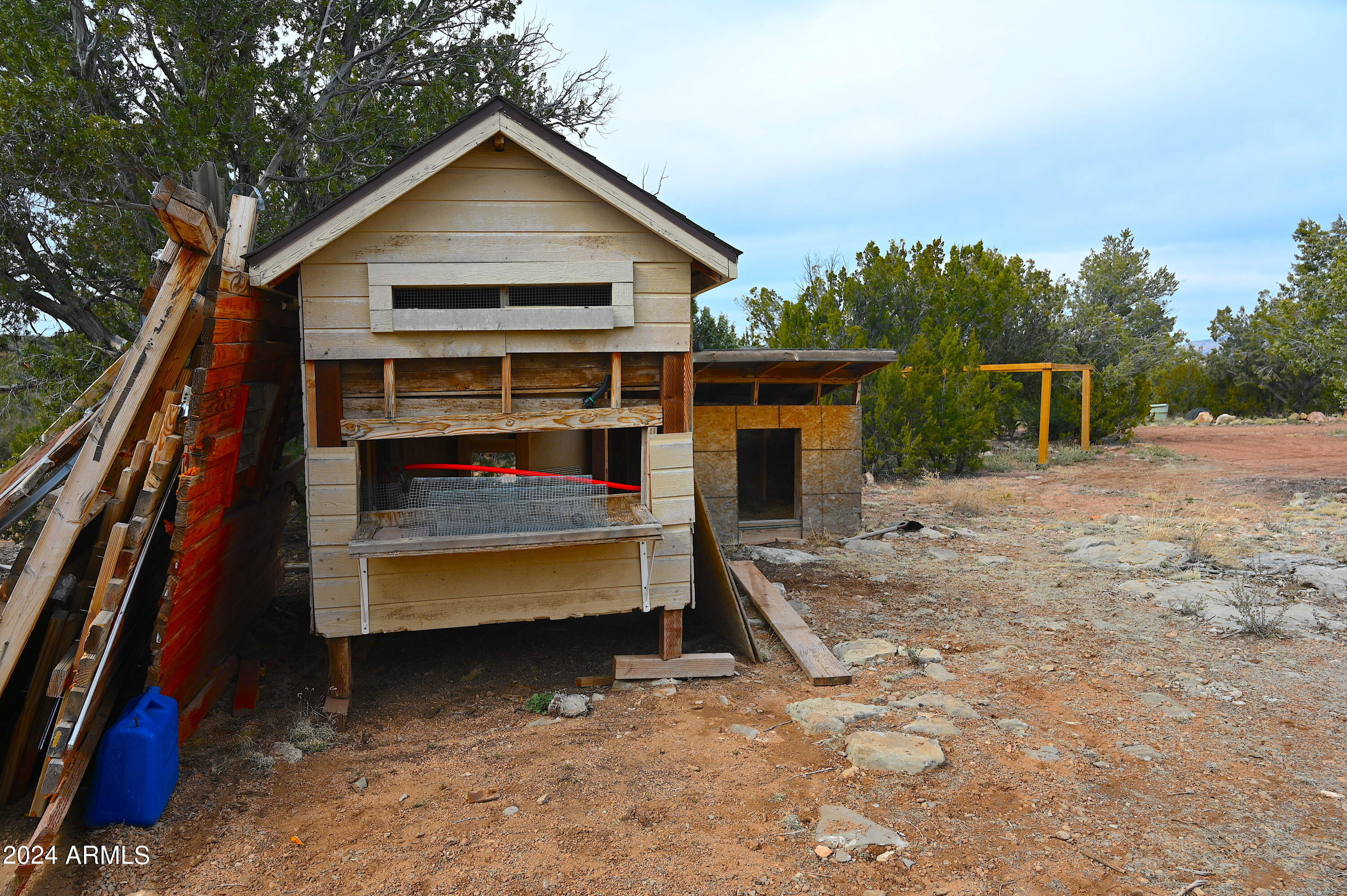 33550 Gallina Road Seligman, AZ 86337 - Photo 31 of 38 DSC_3672