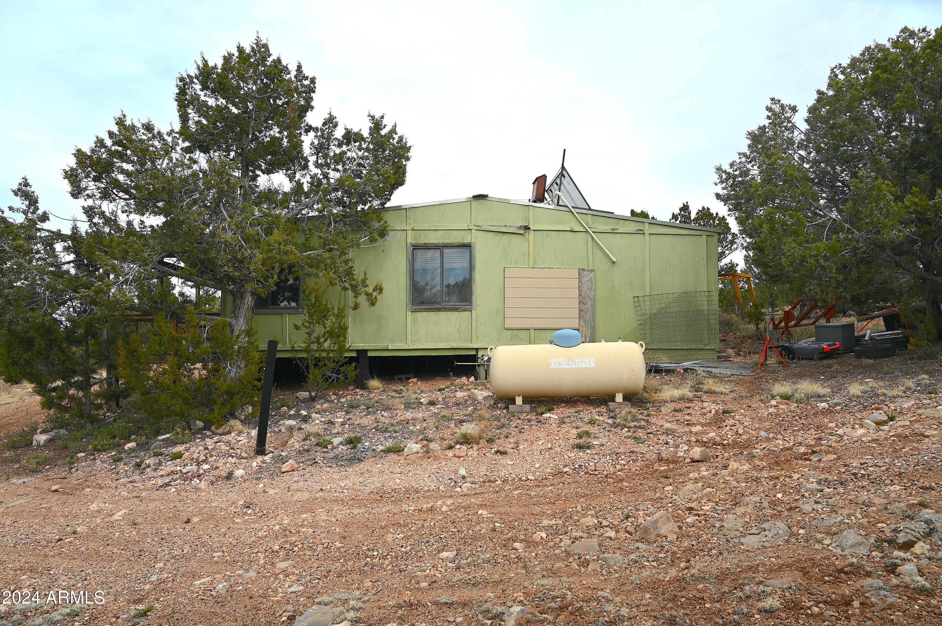 33550 Gallina Road Seligman, AZ 86337 - Photo 9 of 38 DSC_3642