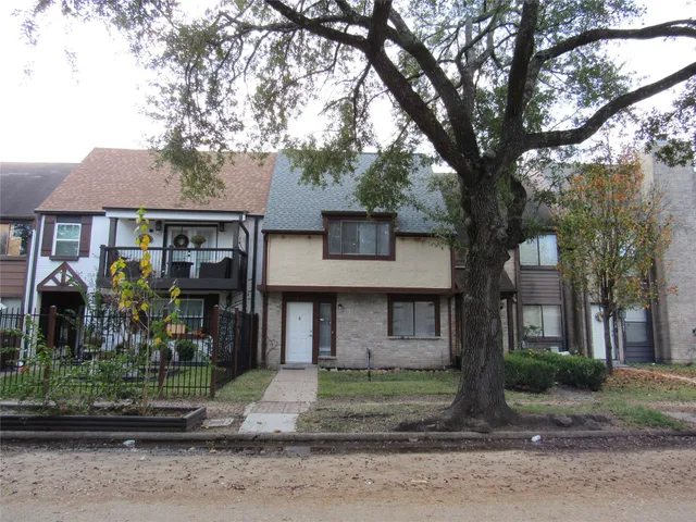 $1,550 | 15543 Weldon Drive, Houston, TX 77032