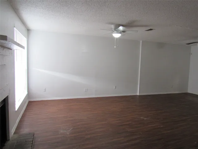 $1,550 | 15543 Weldon Drive, Houston, TX 77032