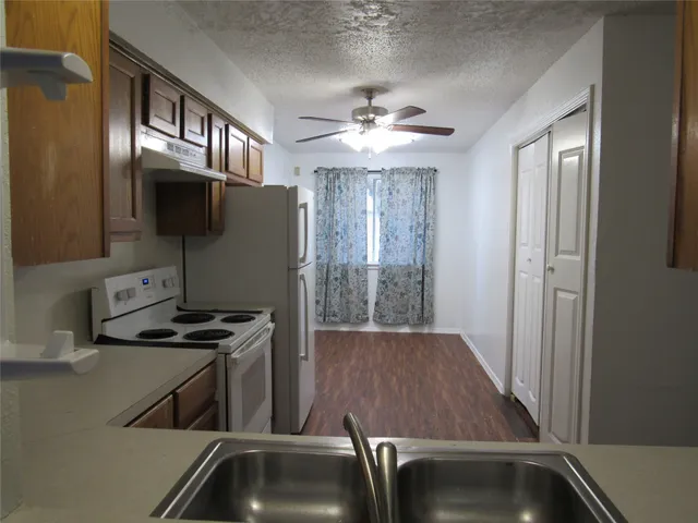 $1,550 | 15543 Weldon Drive, Houston, TX 77032