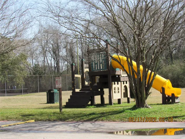 $1,550 | 15543 Weldon Drive, Houston, TX 77032