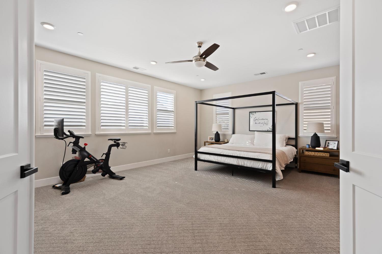2948 Laredo Drive Rocklin, CA 95765 - Photo 26 of 54 a living room with furniture and a window
