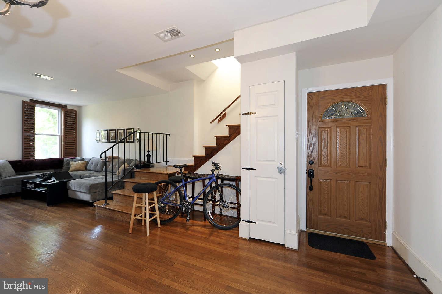 1452 Corcoran Street Northwest Washington, DC 20009 - Photo 14 of 28 Dining Room
