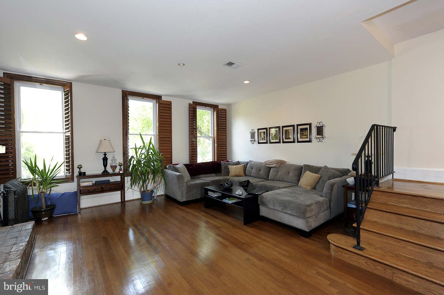1452 Corcoran Street Northwest Washington, DC 20009 - Photo 16 of 28 Living Room