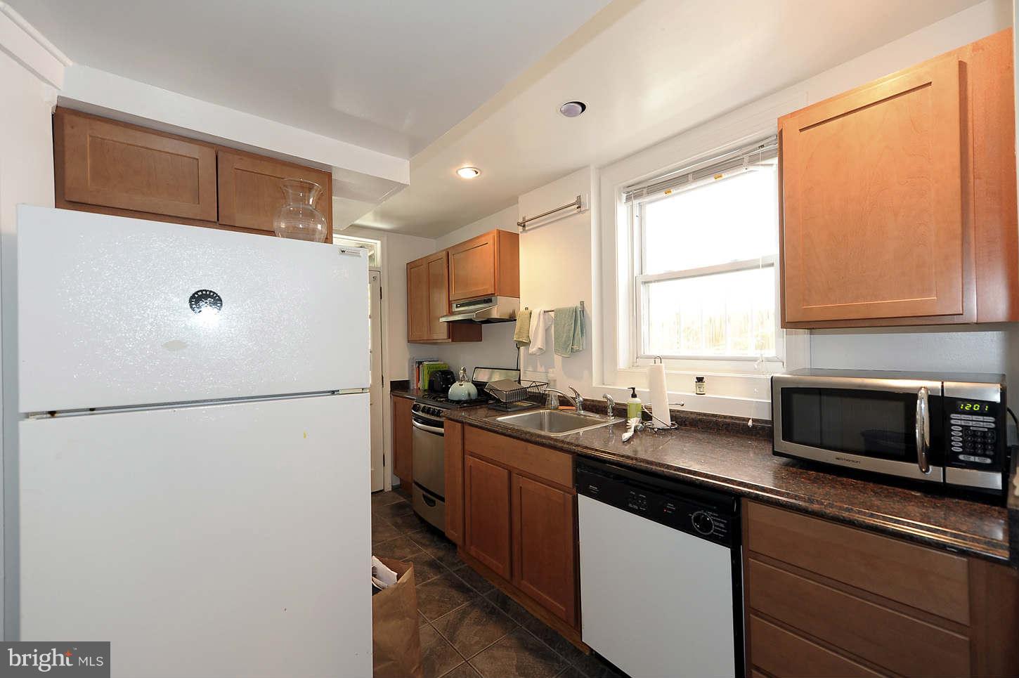 1452 Corcoran Street Northwest Washington, DC 20009 - Photo 6 of 28 Kitchen