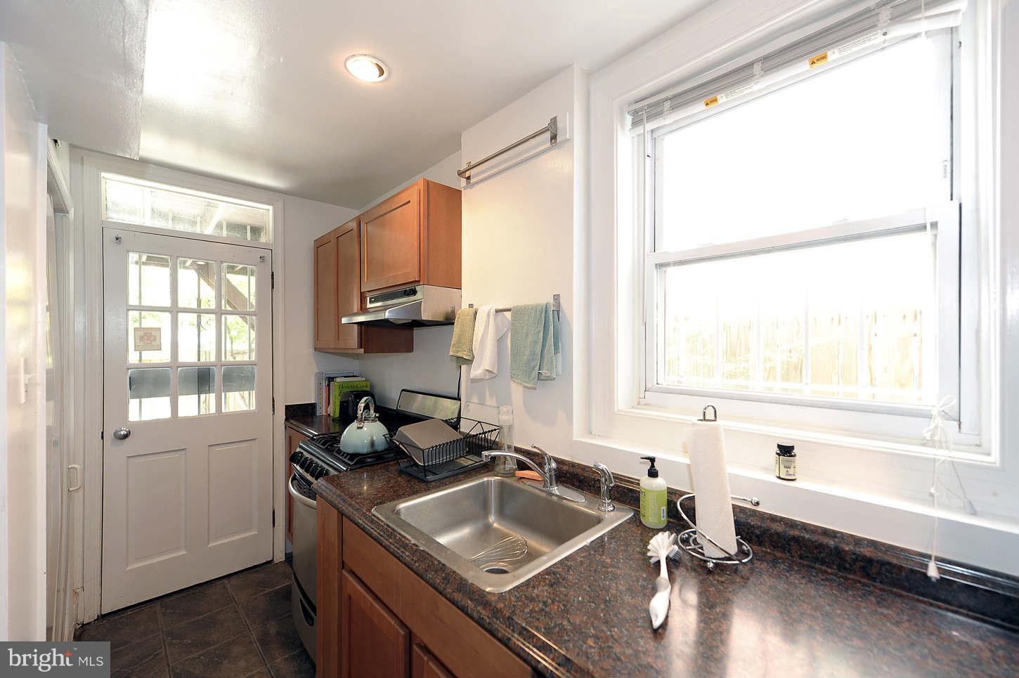 1452 Corcoran Street Northwest Washington, DC 20009 - Photo 7 of 28 Kitchen