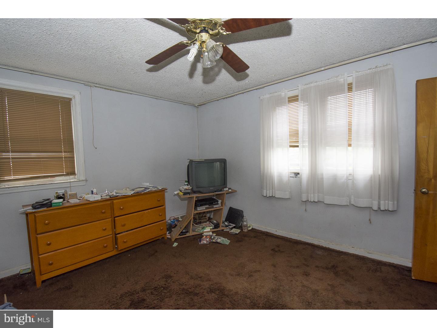 8502 Lynnewood Road Philadelphia, PA 19150 - Photo 5 of 14 Gallery Image 5