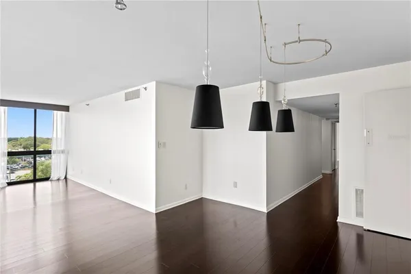 $6,300 | 3301 Bayshore Boulevard, Unit 810A, Tampa, FL 33629