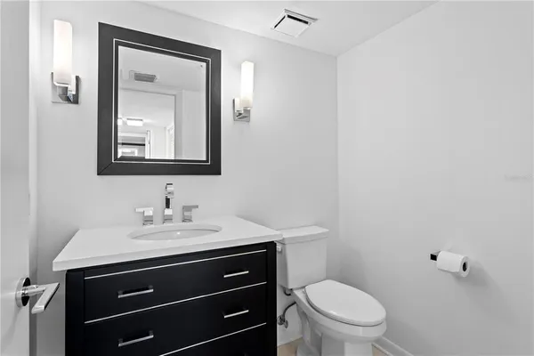 $6,300 | 3301 Bayshore Boulevard, Unit 810A, Tampa, FL 33629