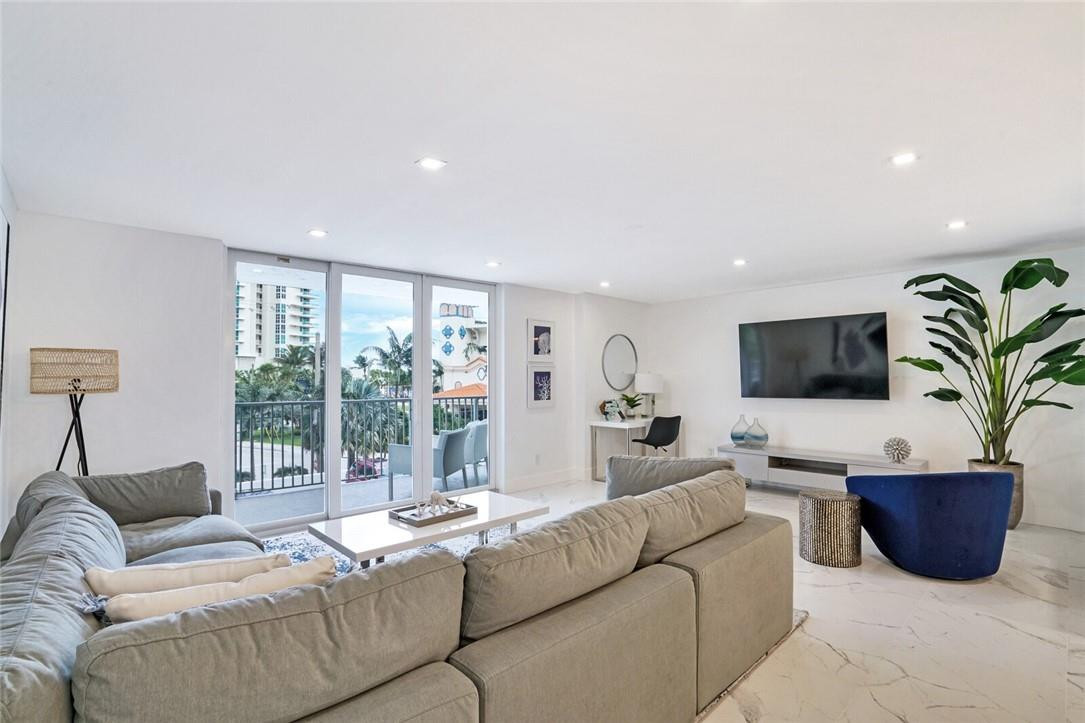 77 South Birch Road, Unit 3B Fort Lauderdale, FL 33316 - Photo 11 of 39 Photo 11