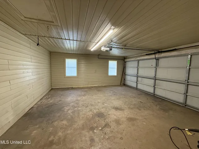 $1,800 | 1061 A Campground Road, Summit, MS 39666