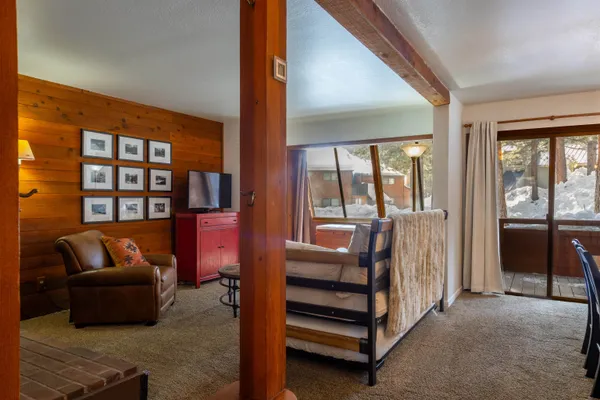 $475,000 | 63 Arrowhead Drive, Unit 12, Mammoth Lakes, CA 93546