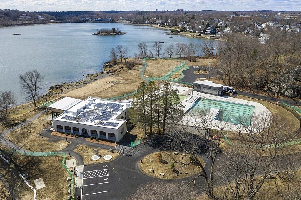 29 Ocean Avenue, Unit 4 Salem, MA 01970 - Photo 30 of 32 an aerial view of a house with a lake view