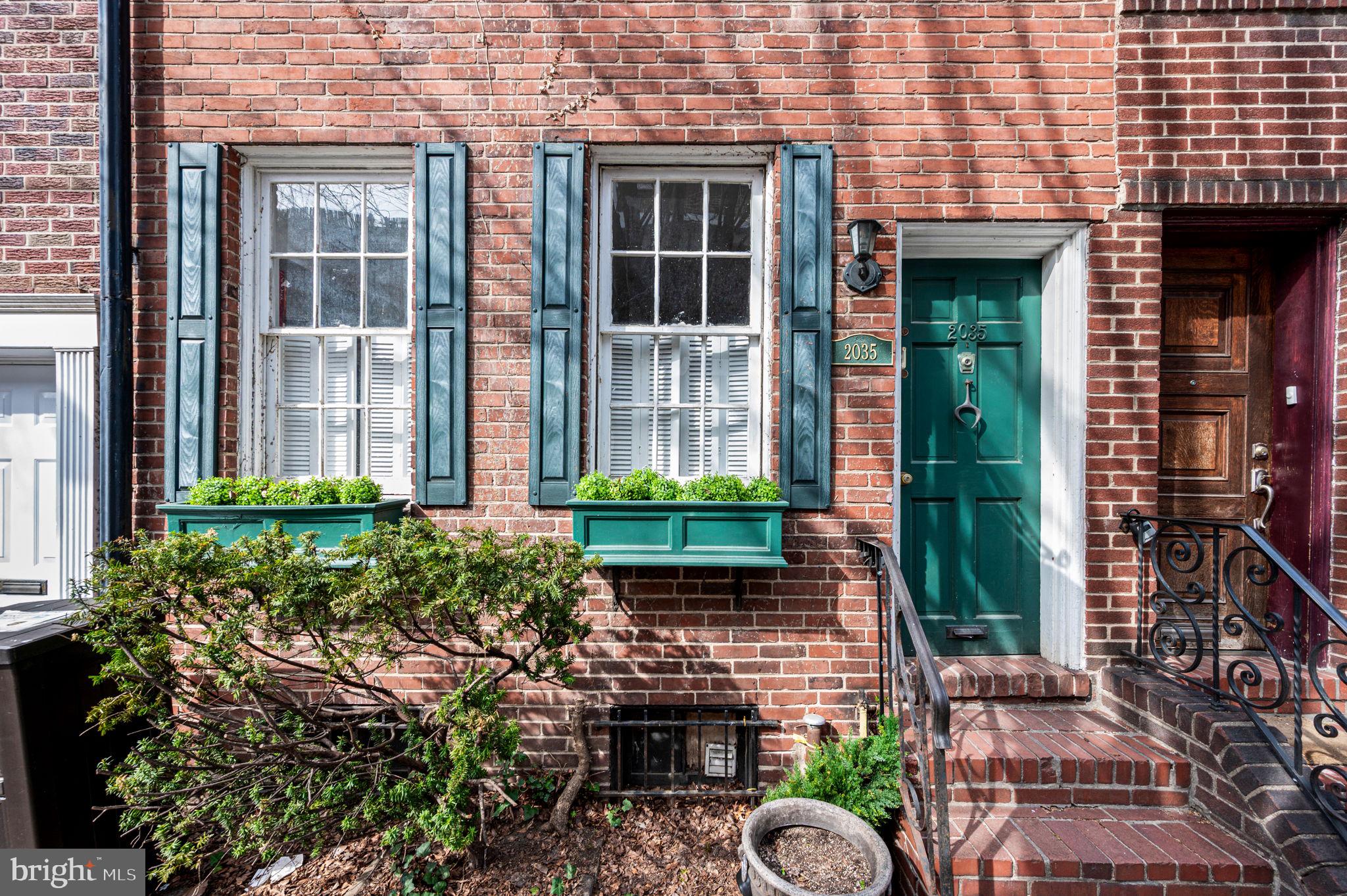 2035 Rittenhouse Square Philadelphia, PA 19103 - Photo 3 of 27
