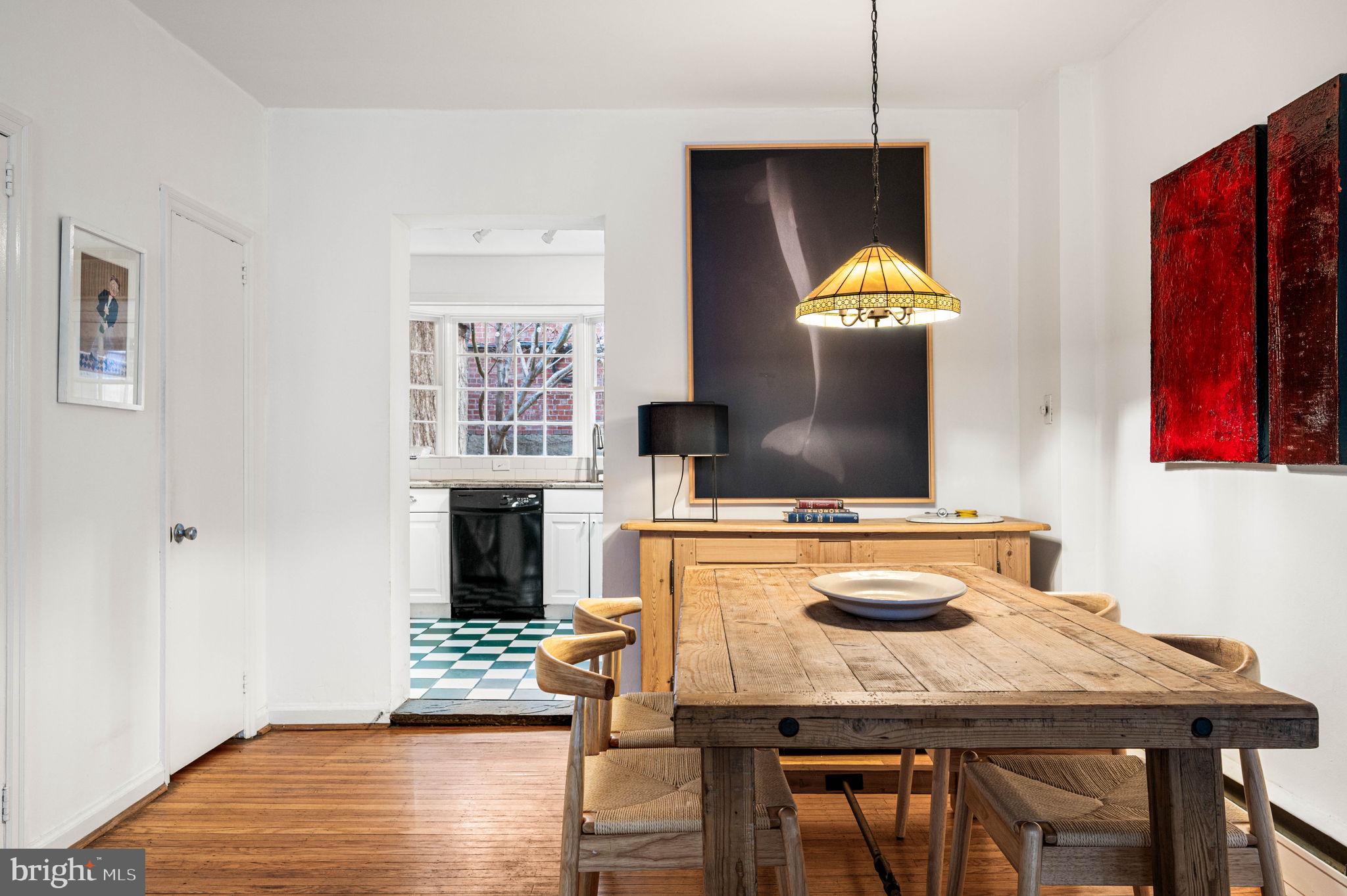 2035 Rittenhouse Square Philadelphia, PA 19103 - Photo 8 of 27