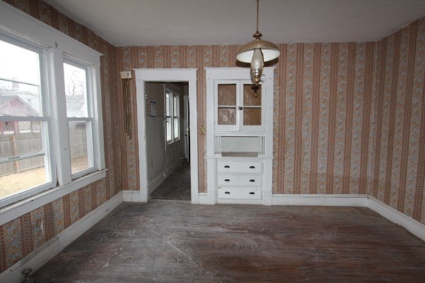 116-118 Hampden Street Springfield, MA 01151 - Photo 4 of 29 Gallery Image 4