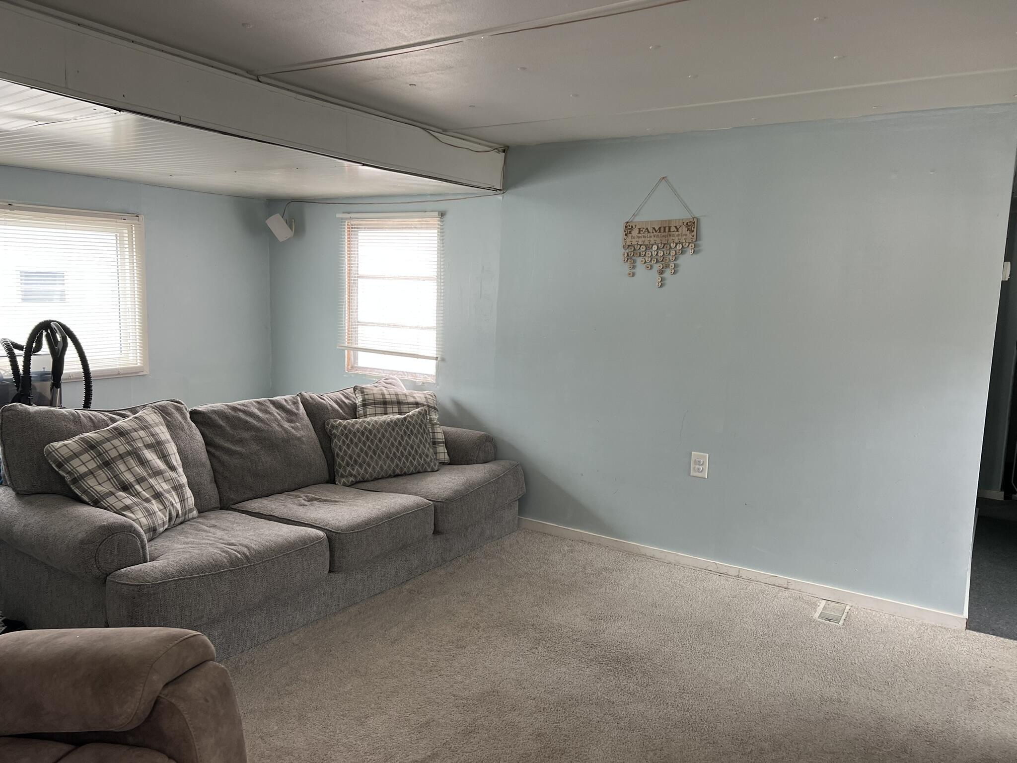 3764 Liberty Avenue Muskegon, MI 49442 - Photo 5 of 24 IMG_0273