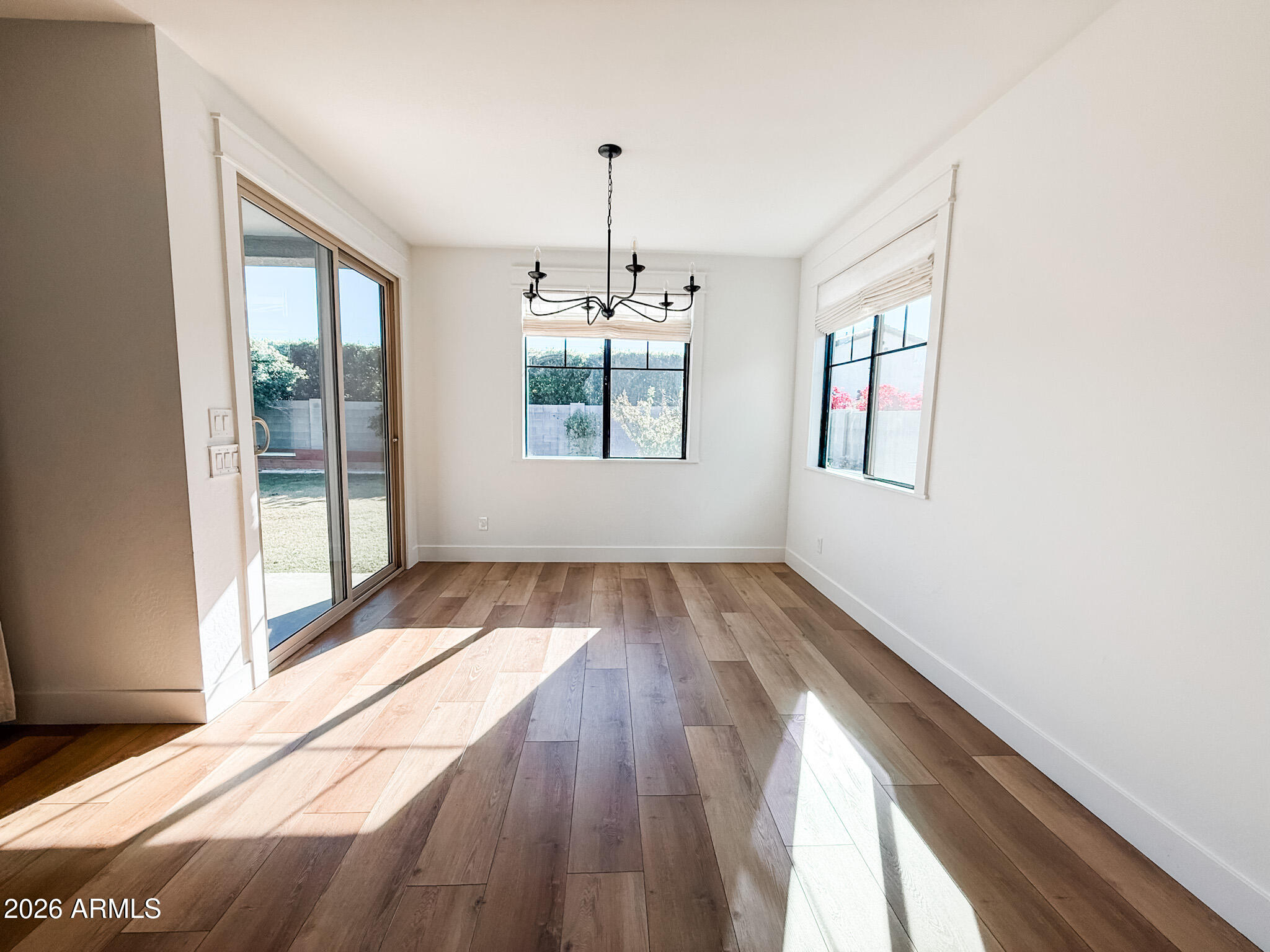 22753 East Domingo Road Queen Creek, AZ 85142 - Photo 6 of 15 DINING