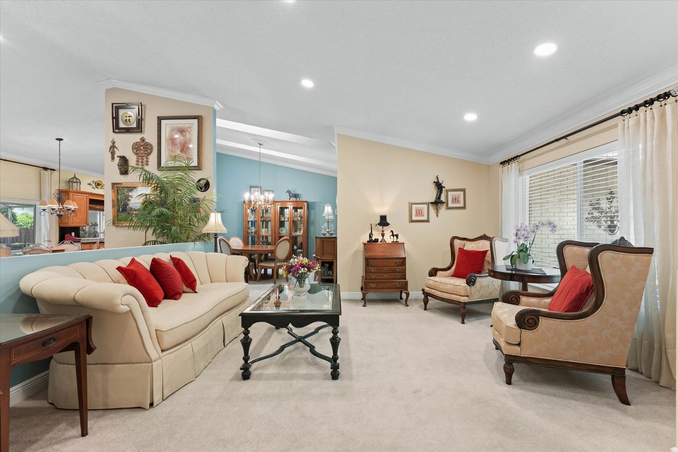 2699 Northwest 38th Street Boca Raton, FL 33434 - Photo 7 of 44 Living Room