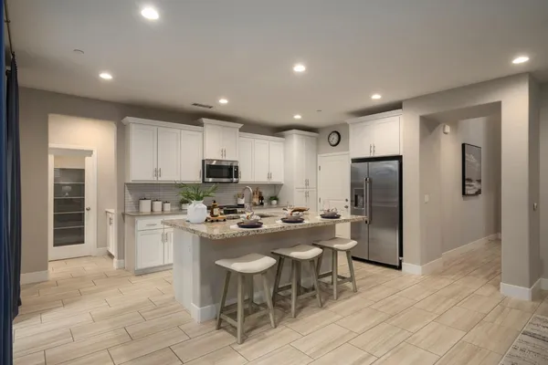 $475,000 | 4228 Vineyard Drive, Madera, CA 93636