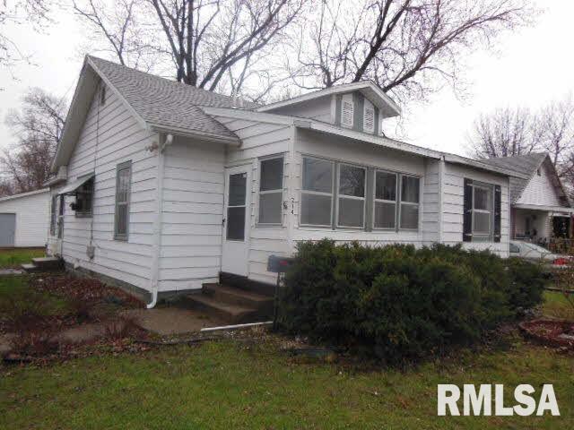 214 Fair Avenue Flora, IL 62839 - Photo 1 of 21 Gallery Image 1