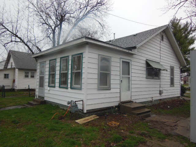 214 Fair Avenue Flora, IL 62839 - Photo 20 of 21 Gallery Image 20