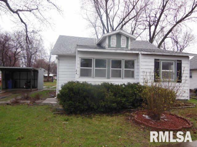 214 Fair Avenue Flora, IL 62839 - Photo 2 of 21 Gallery Image 2
