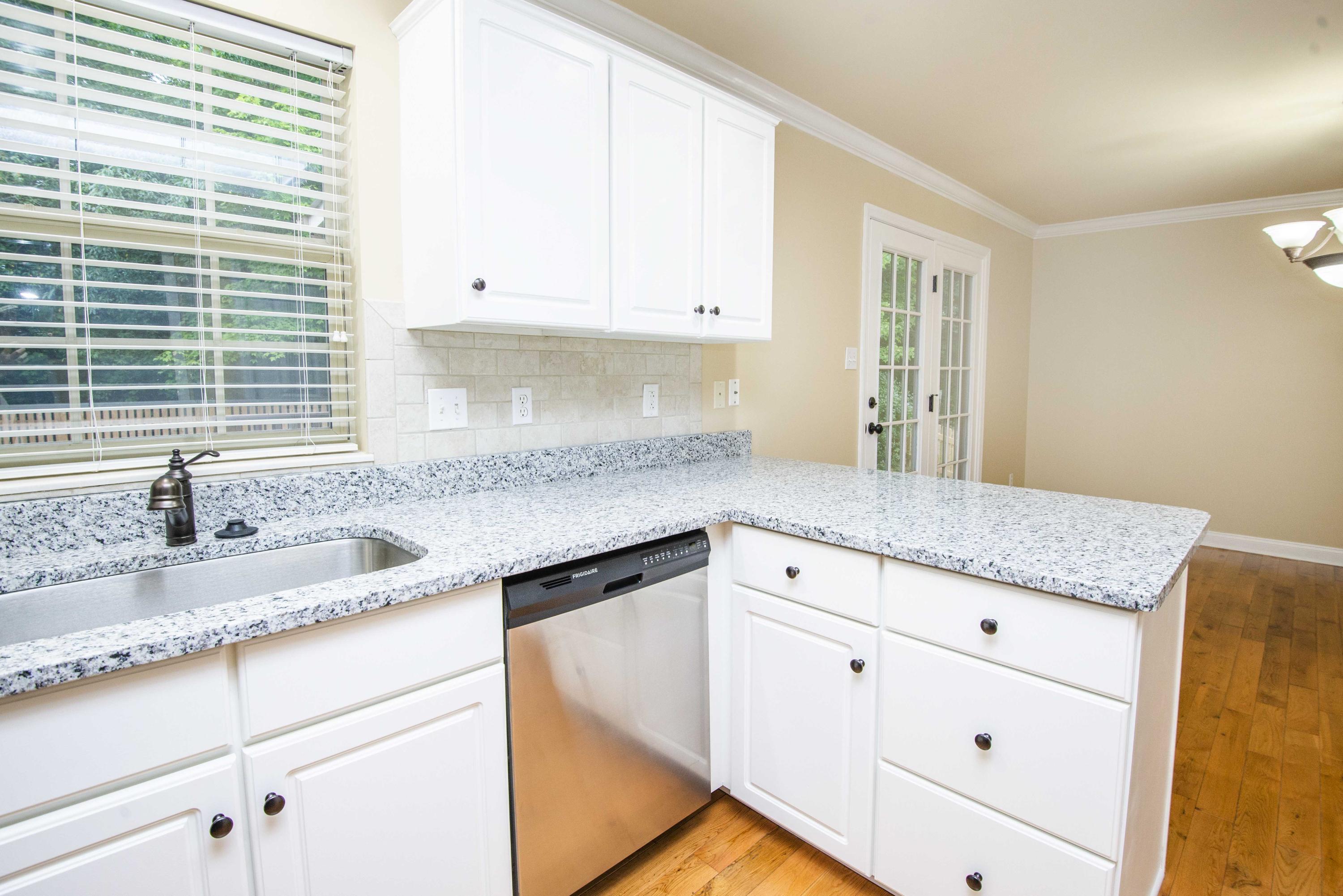 1384 Wineberry Road Powell, TN 37849 - Photo 15 of 40 Kitchen 5_1