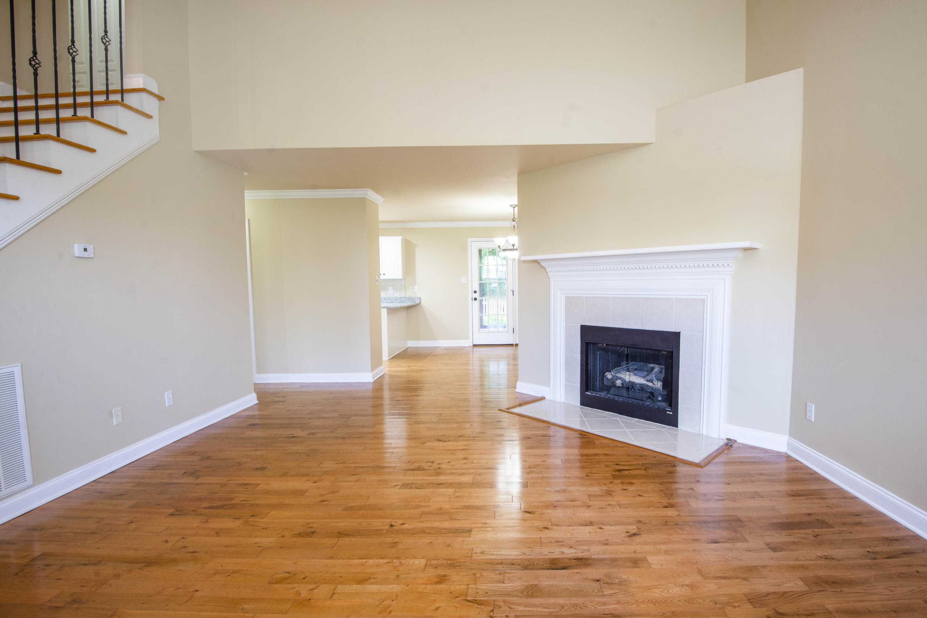 1384 Wineberry Road Powell, TN 37849 - Photo 4 of 40 Living_1
