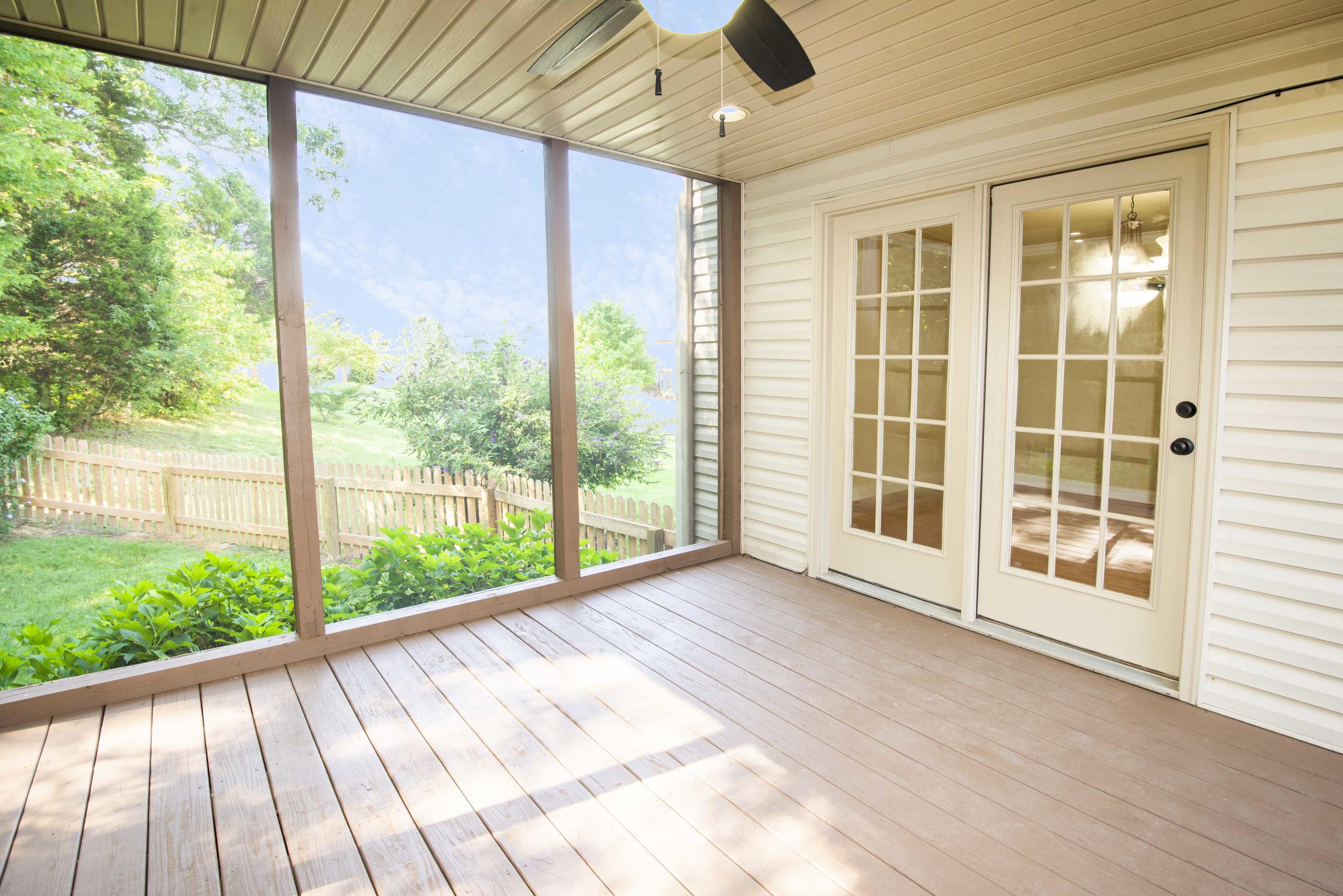 1384 Wineberry Road Powell, TN 37849 - Photo 35 of 40 Porch_1