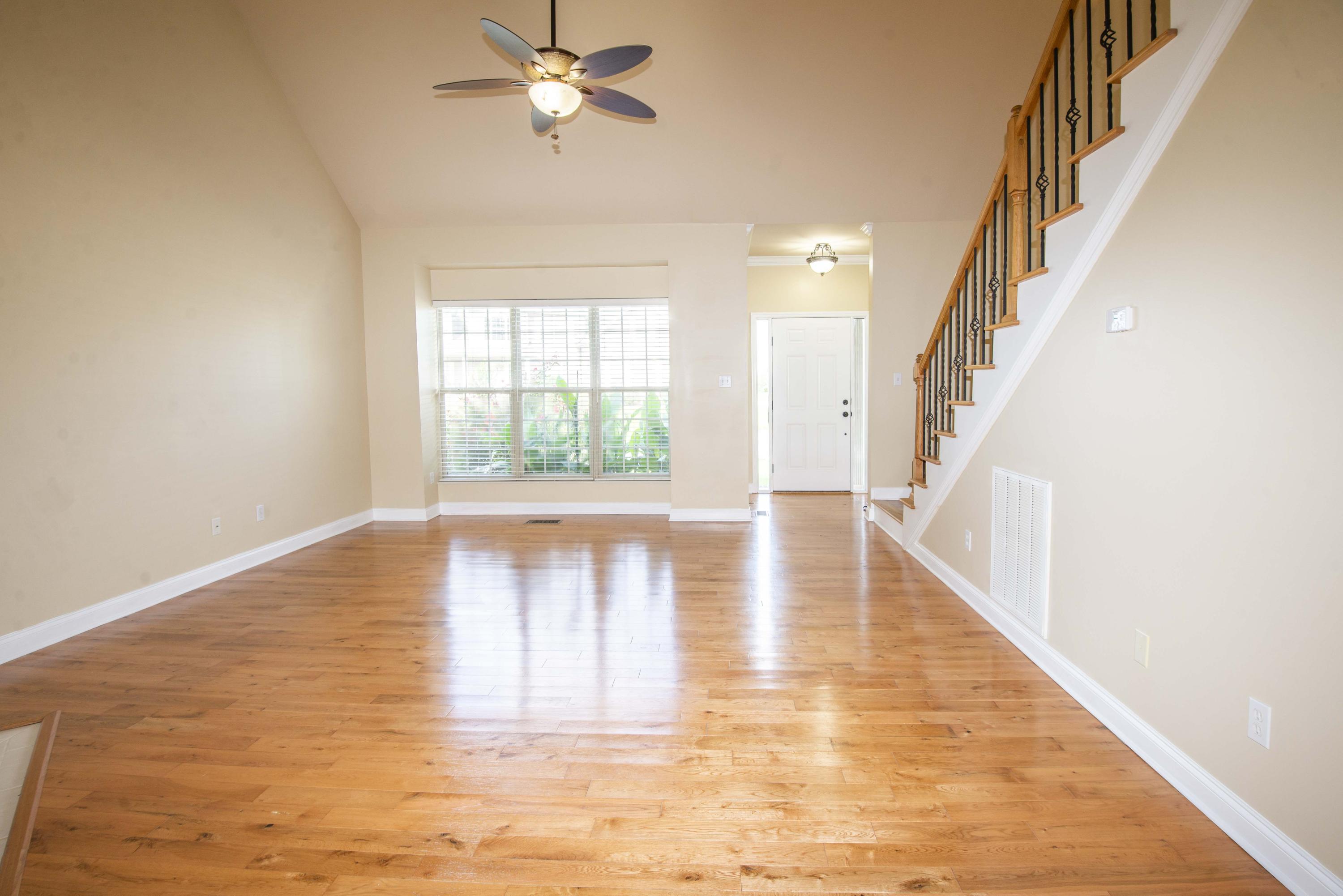 1384 Wineberry Road Powell, TN 37849 - Photo 6 of 40 Living 3_1