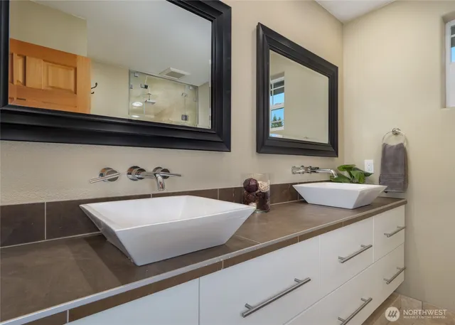 $669,000 | 192 Sunset Place, Sequim, WA 98382