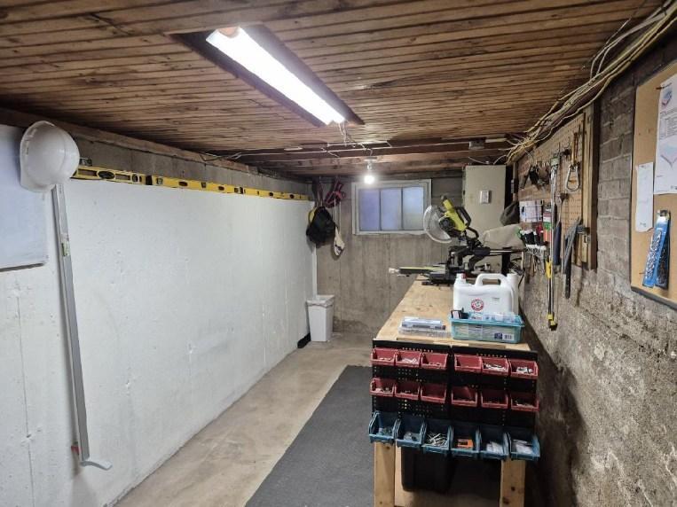 170 Ash Street Lewiston, ME 04240 - Photo 23 of 71 IMG_4384