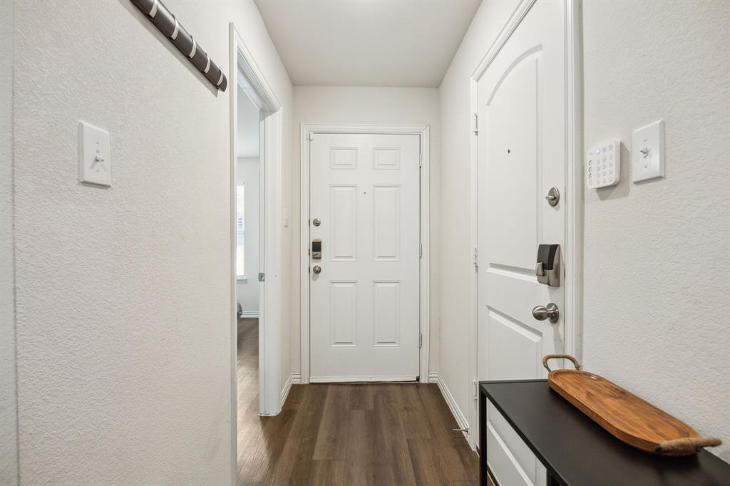 2326 Harding Street Dallas, TX 75215 - Photo 5 of 25