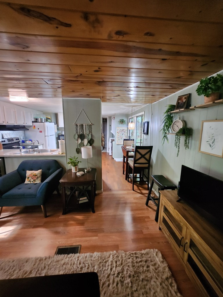 185 Burnt Branch Road Marble, NC 28905 - Photo 14 of 27