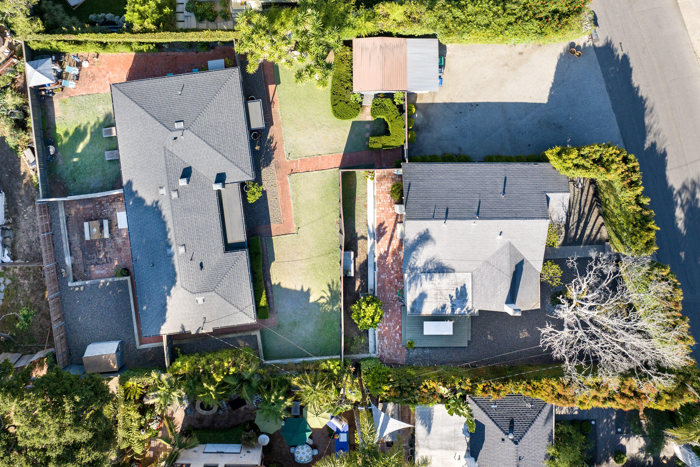 1375 Virginia Road Santa Barbara, CA 93108 - Photo 36 of 37 an aerial view of a house with a yard and a fountain