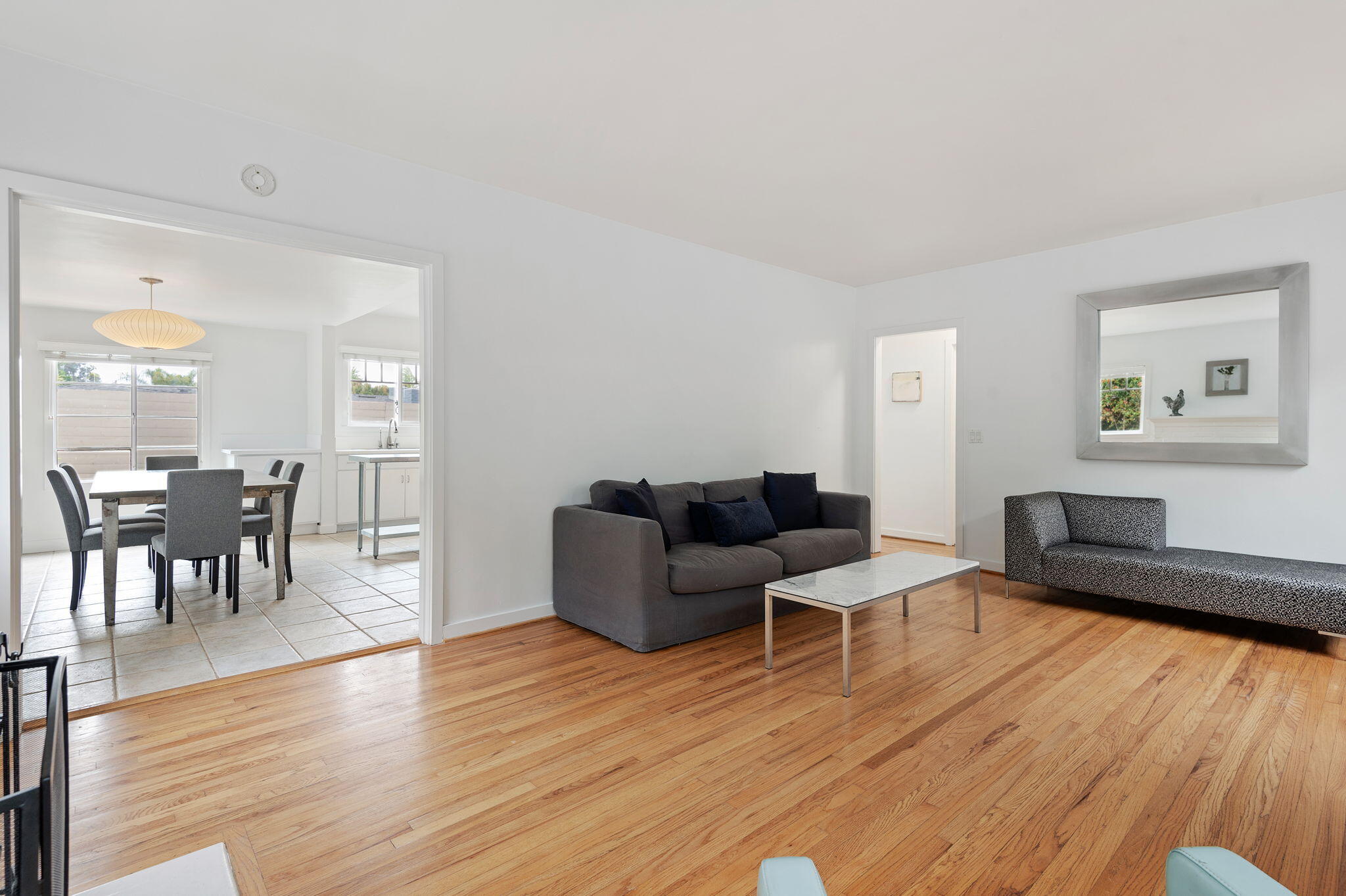 1375 Virginia Road Santa Barbara, CA 93108 - Photo 4 of 37 a living room with furniture and wooden floor