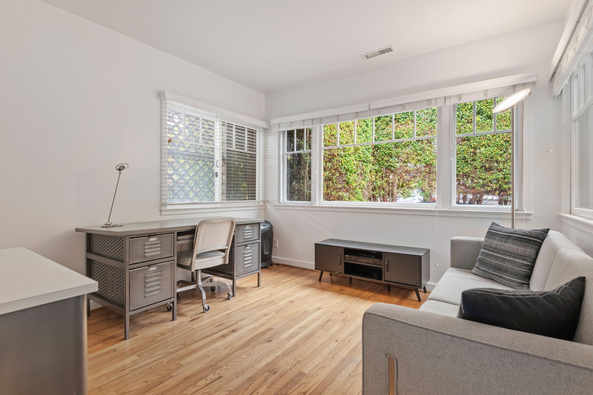 1375 Virginia Road Santa Barbara, CA 93108 - Photo 8 of 37 a living room with furniture and a fireplace