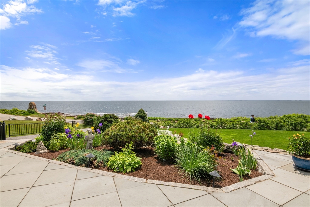 35 Shore Road Gloucester, MA 01930 - Photo 7 of 42 Gallery Image 7